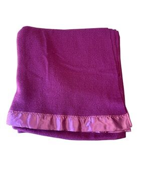 Vintage Cranberry Faribo Blanket Satin Trim Acrylic Waffle Weave 80x83 EUC